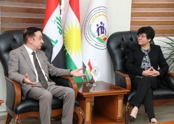 وفد من مجلس نقابة صحفيي كوردستان يزور وزارة الشؤون الاجتماعية